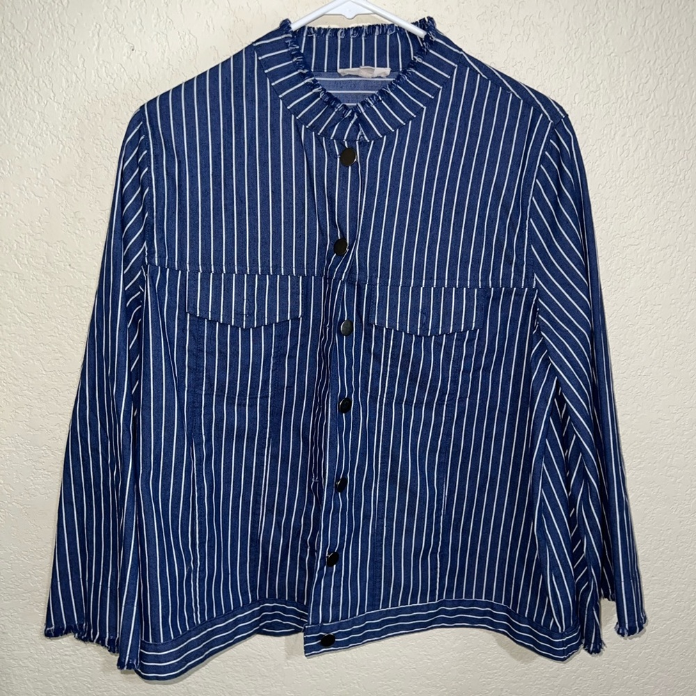 🙌🏻PINSTRIPE JACKET🙌🏻